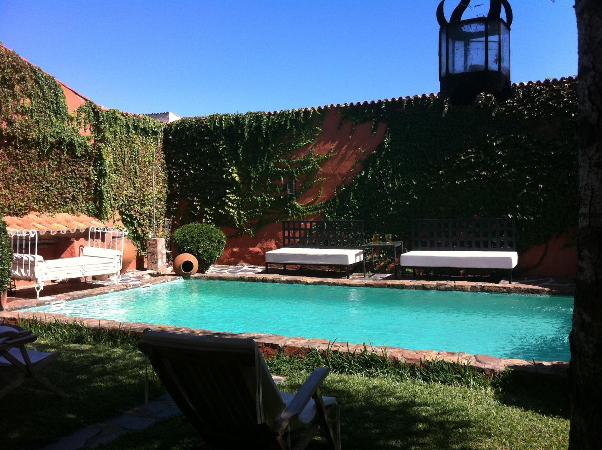 Villa La Tierra Roja Aliseda Exterior foto